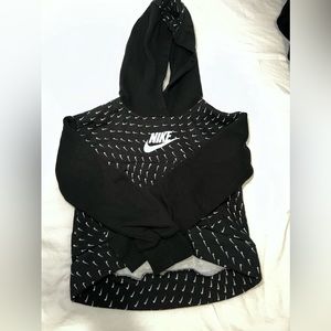 Nike sweater top for girls